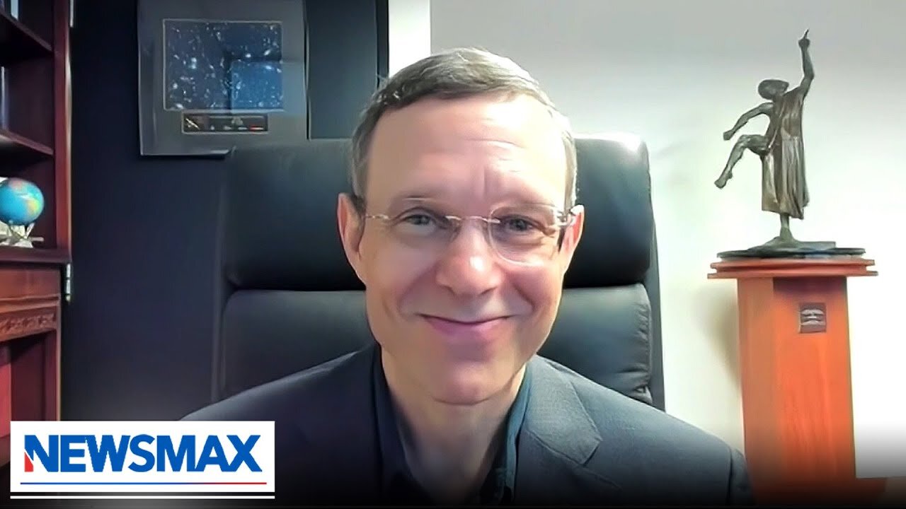 Govt. doesnt want us to know something about recent Mars images | Harvard Professor