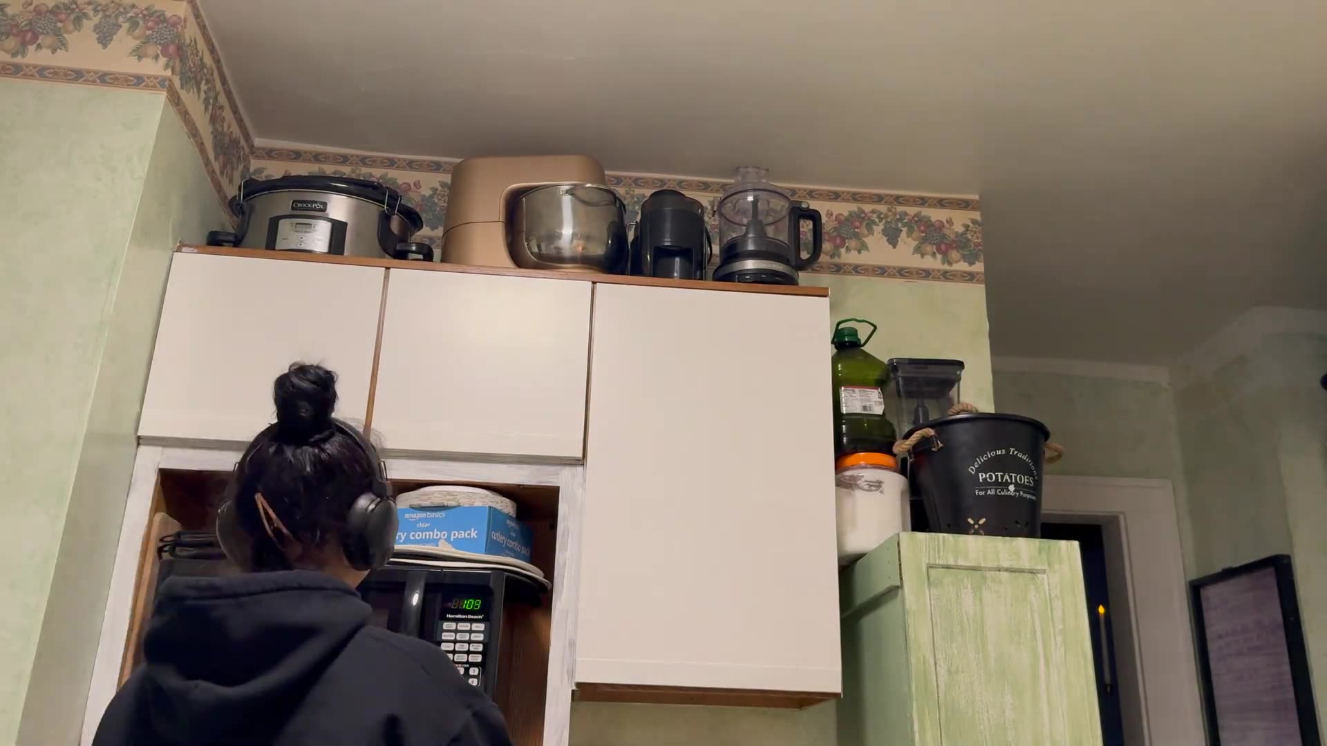 Unpack With Me Organize + Clean Kitchen In Our New House