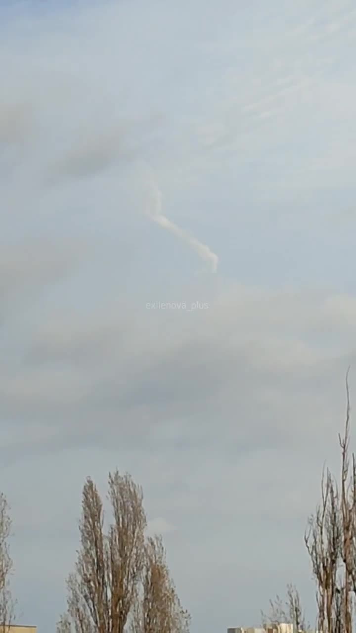 π It is reported that air defense against ballistic missiles was activated in Voronezh.