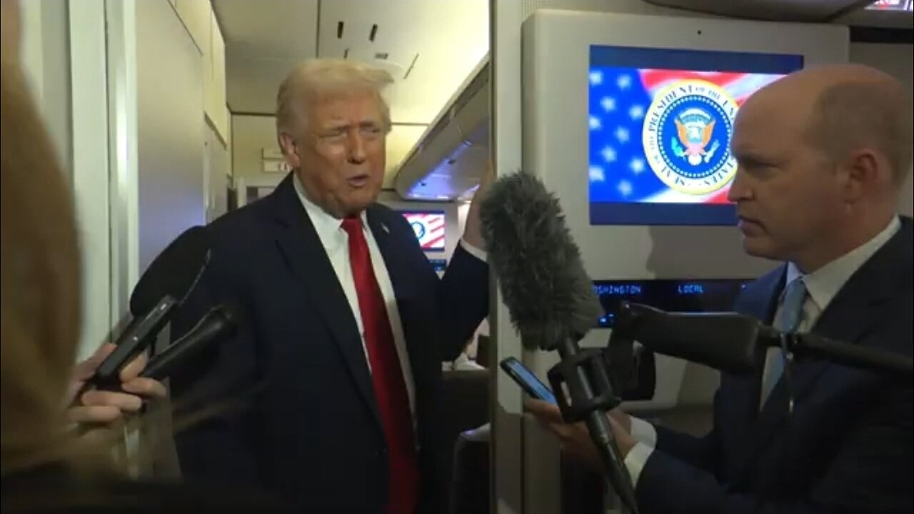 Trump Embarassess Reporter On Venezuela