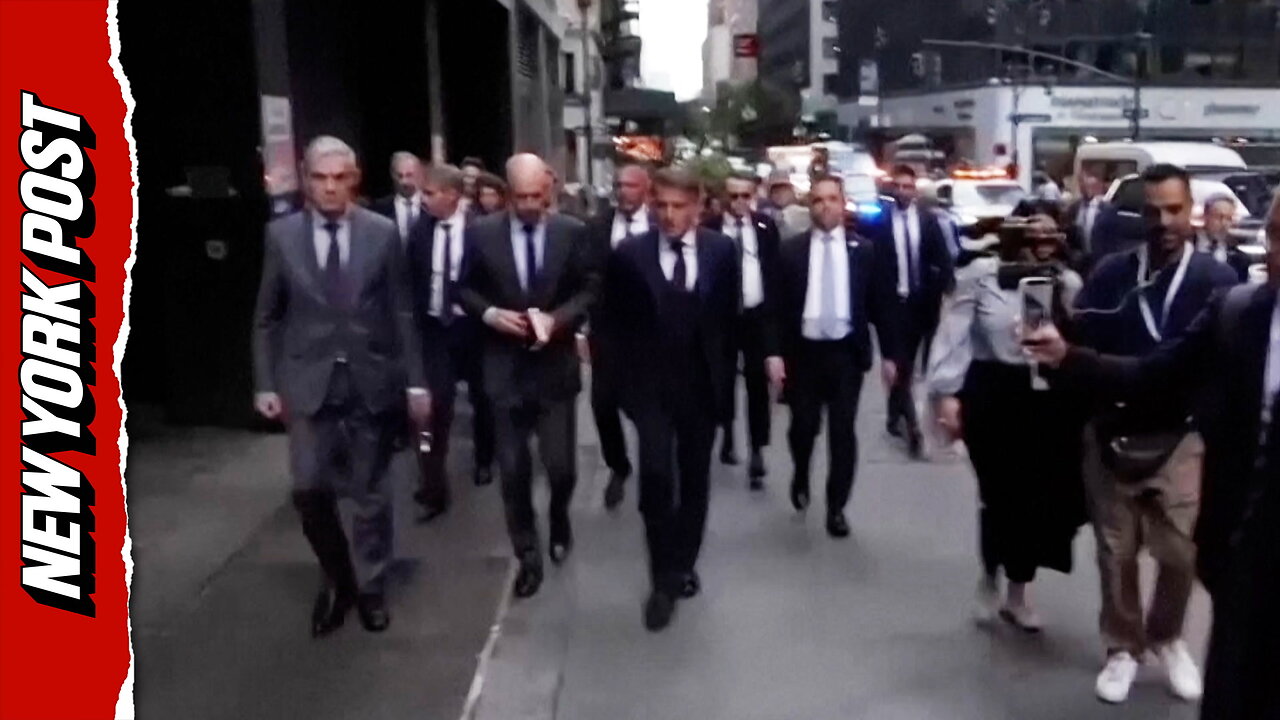 President Emmanuel Macron spotted walking to Trump Tower meeting thumbnail