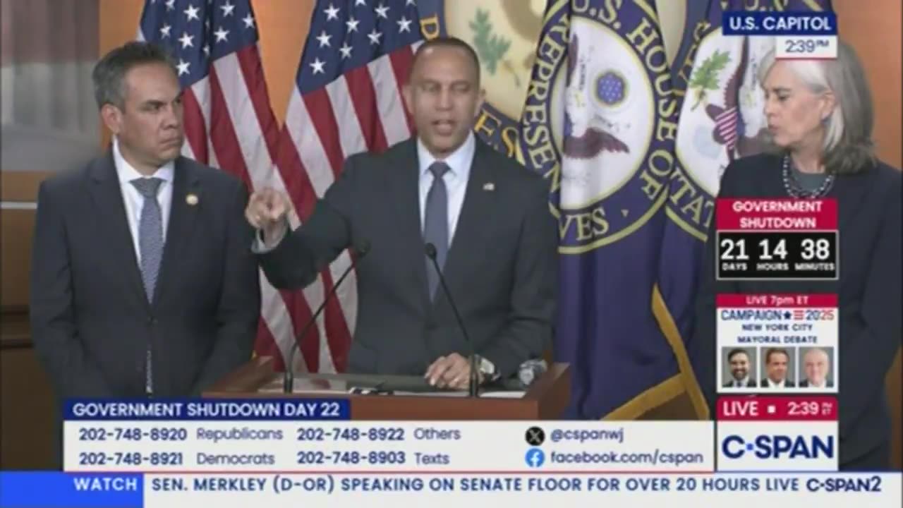 Rep. Jeffries unloads a brutal takedown of Trump, comparing him to an organized crime boss