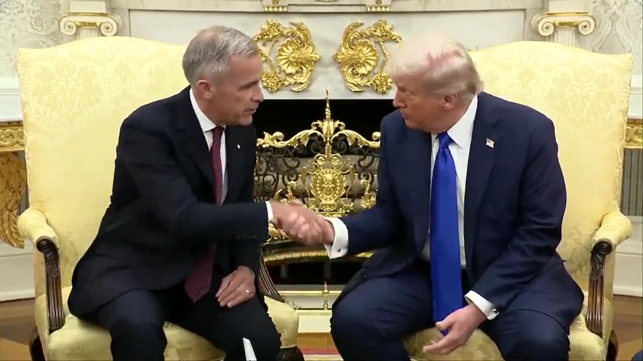 📌POTUS hosts meeting in Oval with Canadas PM Mark Carney
