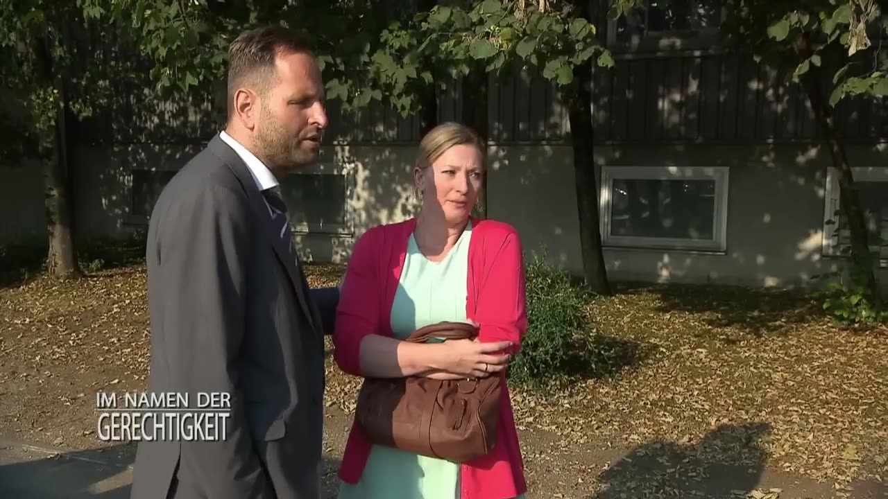 Versteckte Kamera im Hotel! Ehemann in flagranti erwischt