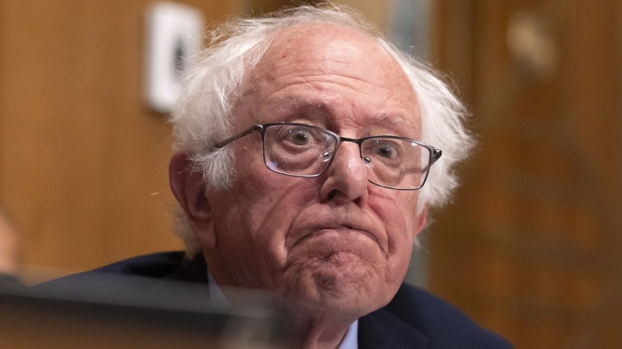 Bernie Sanders Says Jasmine Crocketts Progressive Politics Could Make Texas A Truly Red State