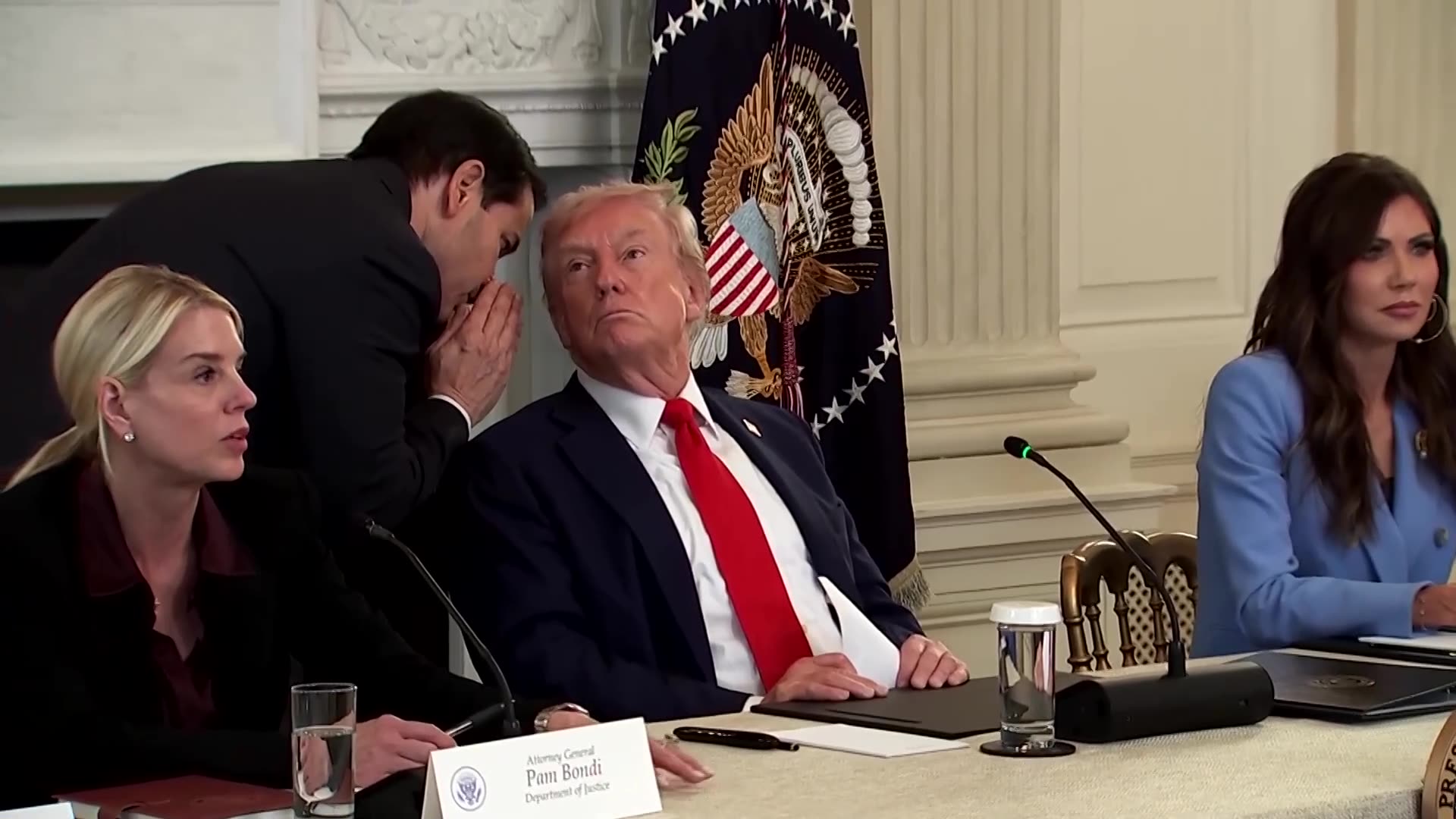Trump handed note before announcing Gaza deal is close