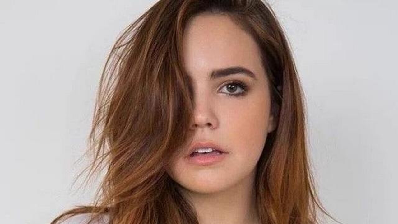 Transvestigation: Bailee Madison