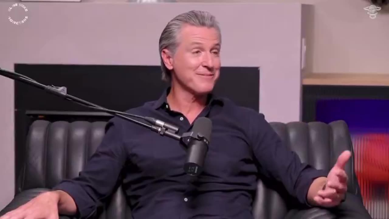 Gavin debuts his hip hop persona on an NBA podcast:Wonder bread and Mac n cheese. SHEEEIT