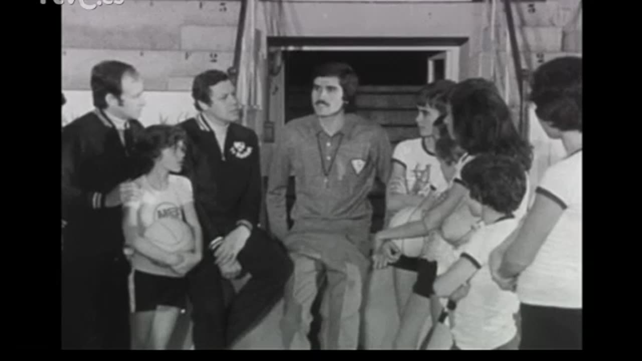 Lección 3 - El juego de pies (01 de Febrero, 1975) Lecciones con... Emiliano y Buscató