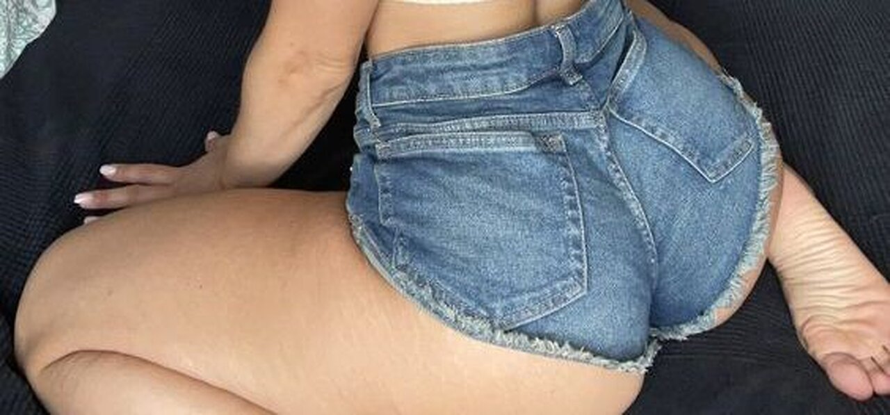 π Model Body Bounce π₯