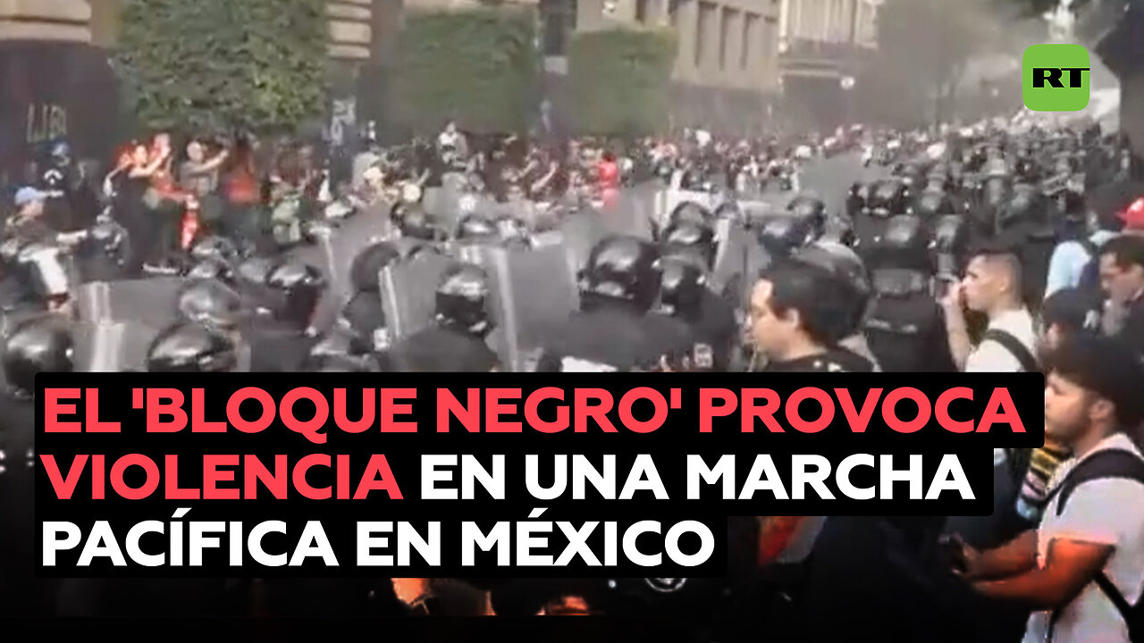 El bloque negro empaña con violencia y destrozos una marcha pacífica en México