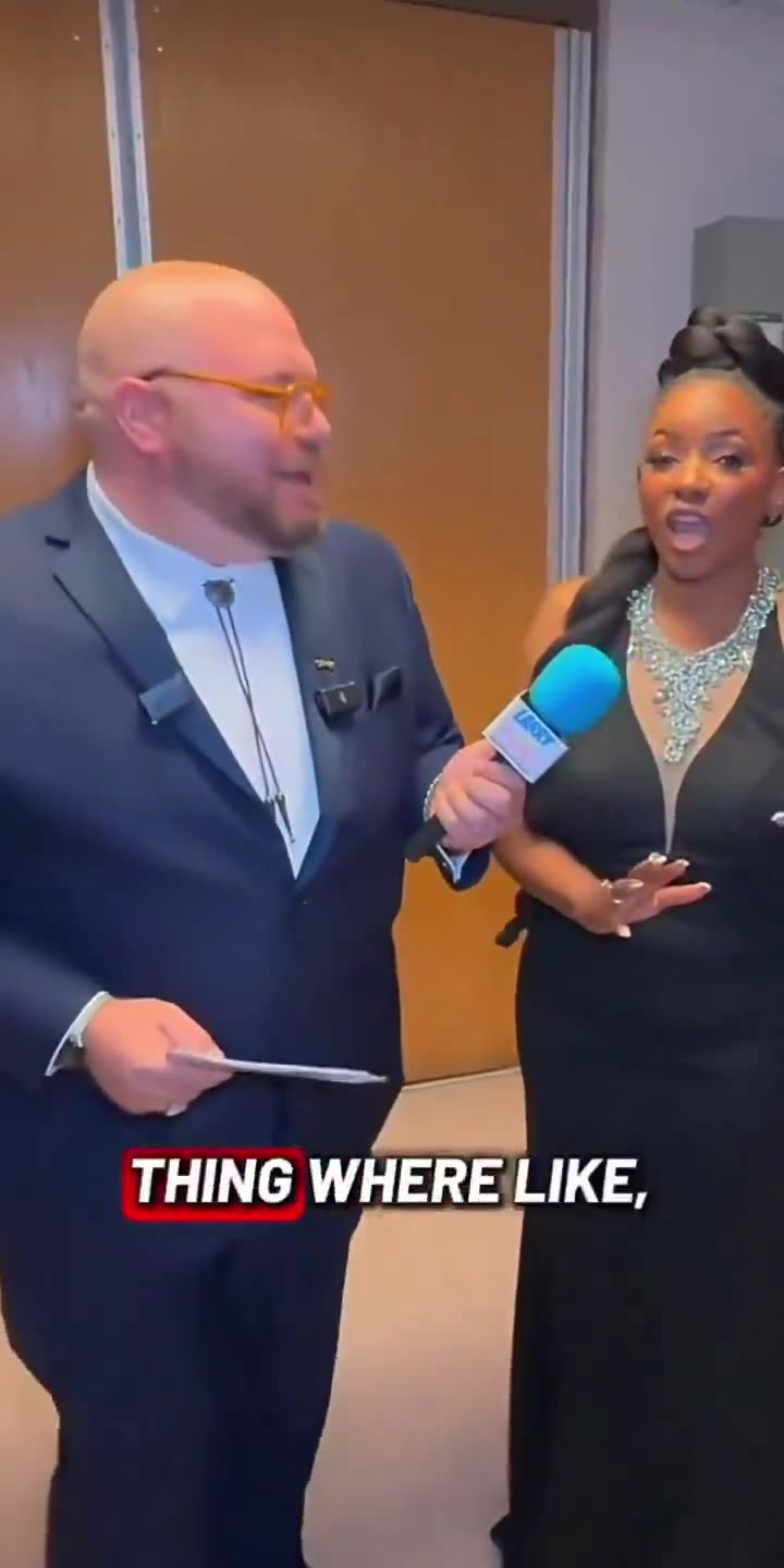 Rep. Crockett says you know a MAGA woman when you see one. They lips be up to here.