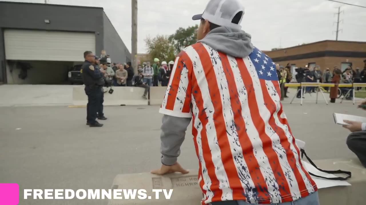 NOW: DHS Dont Have Sex chants by anti ice protesters outside Broadview