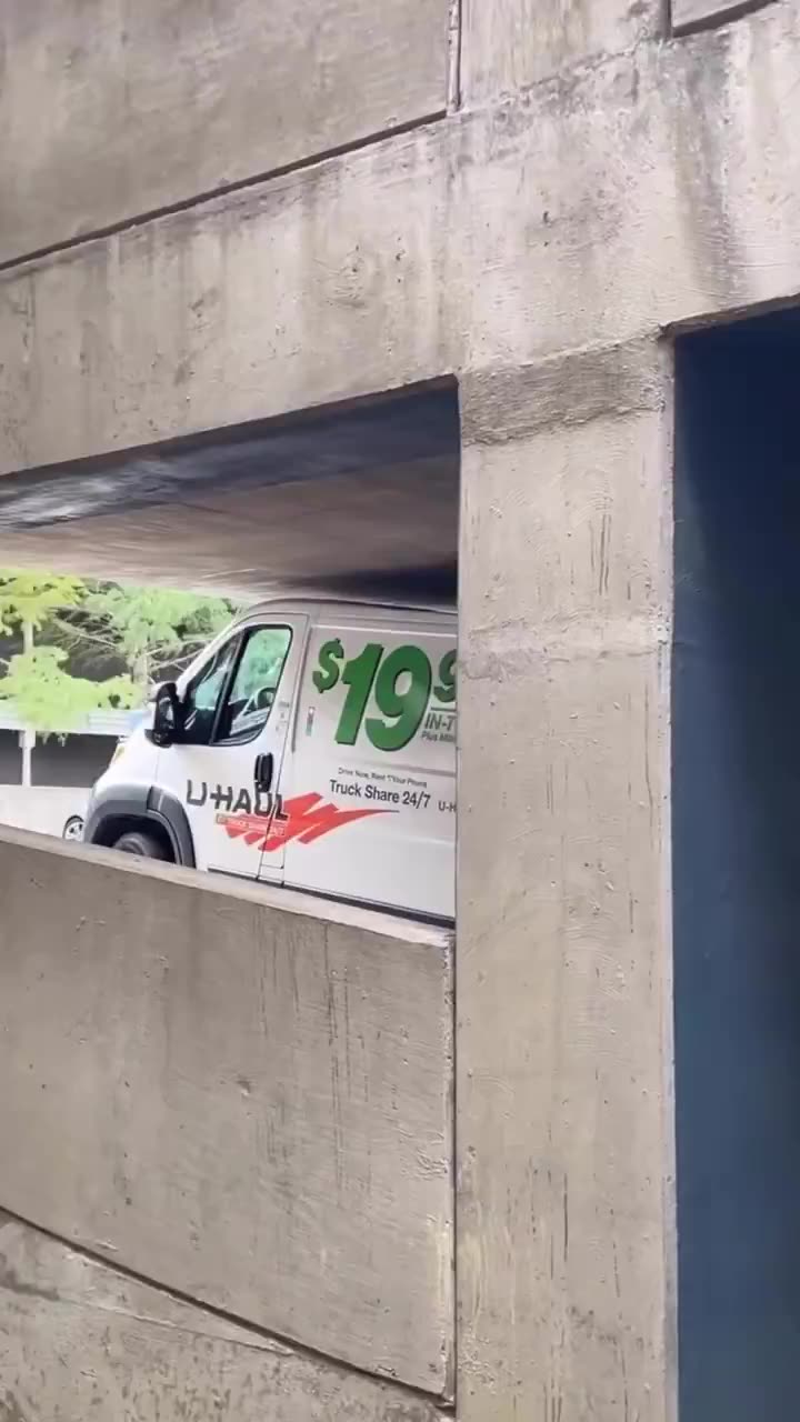 What a great driver 🥴😬