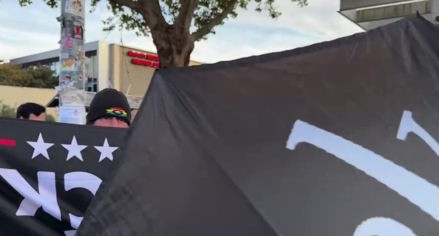Antifa radical violently attacks reporter at Portland ICE facility