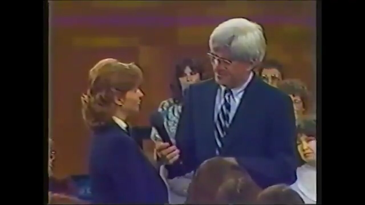 Phil Donahue Show 1983 on Vaccines