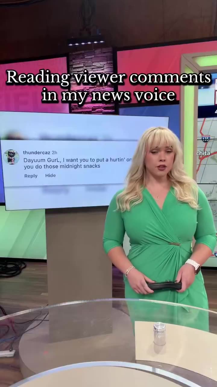 🟢 Curvy News Anchor Reads FAT Tweets Live On Air