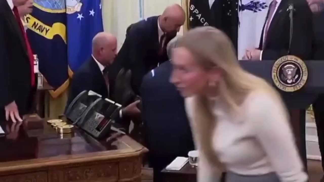 THE COLLAPSE IN THE OVAL OFFICE-EXECUTIVE VP OF OZEMPIC COLLAPSES IN THE WHITE HOUSE