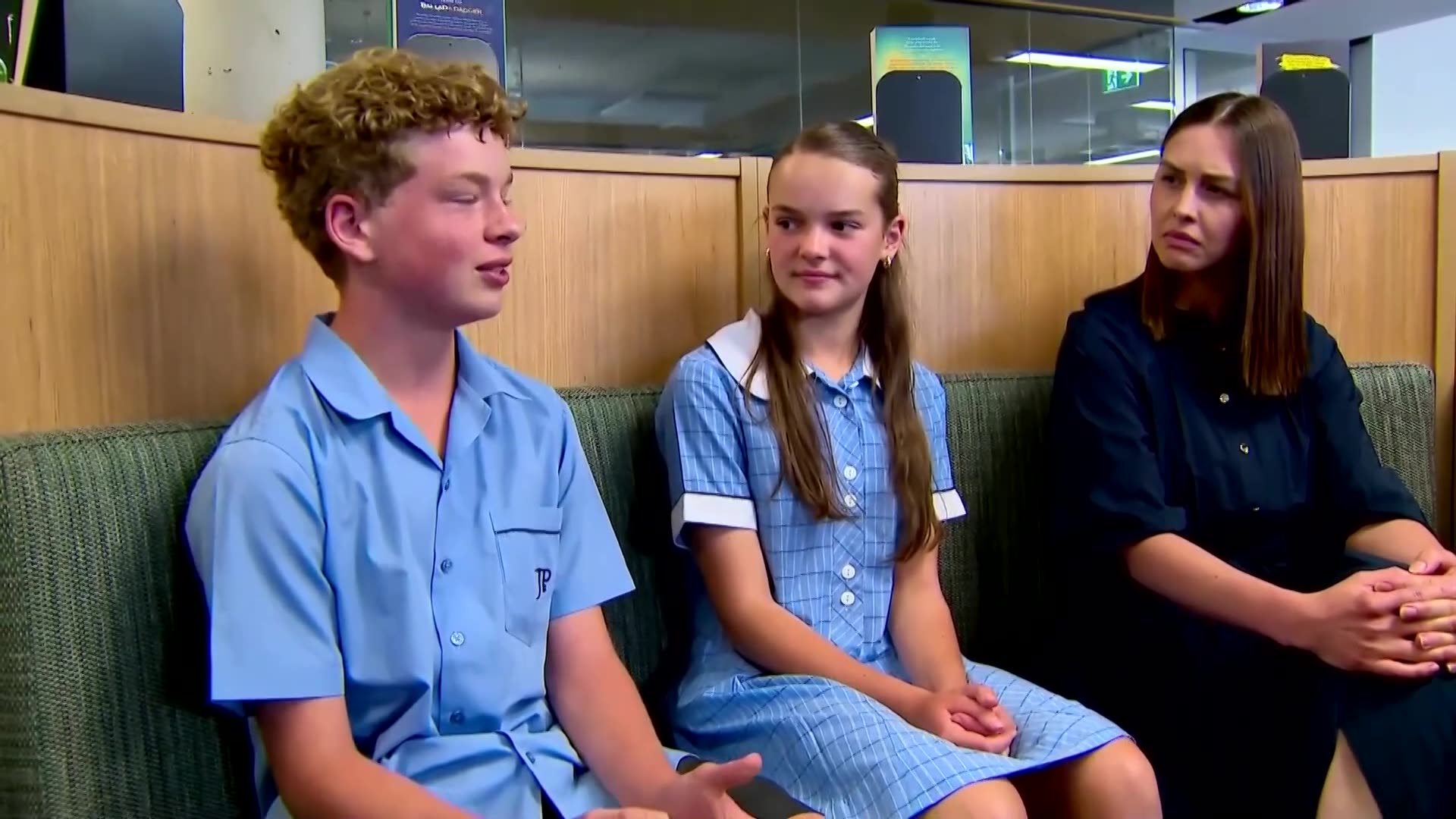 Australias PM stands by social media ban as teens flaunt access