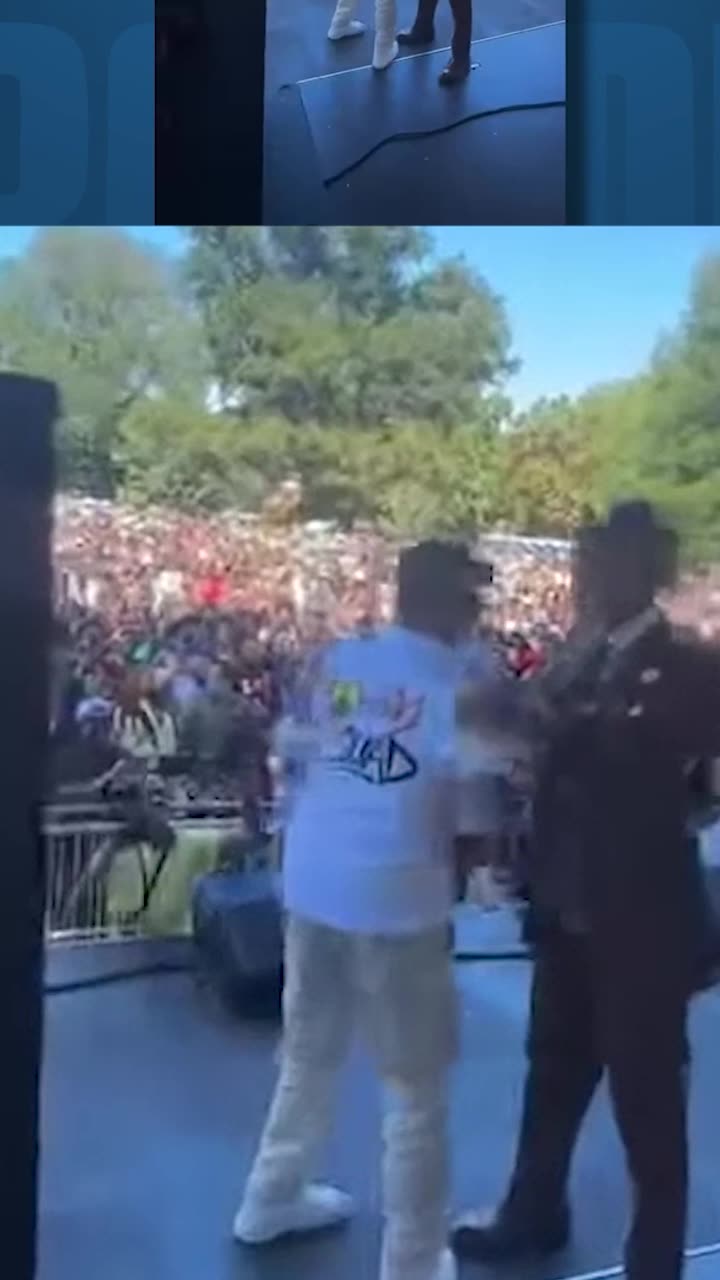 If only Al Sharpton could do the moonwalk. thumbnail