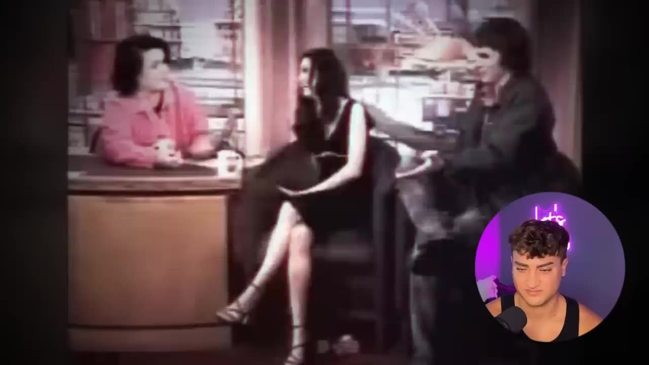 MILA KUNIS was PIMPED OUT on THAT 70s SHOW...