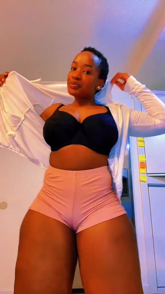 Bumbum they different sizes π¦β€οΈ