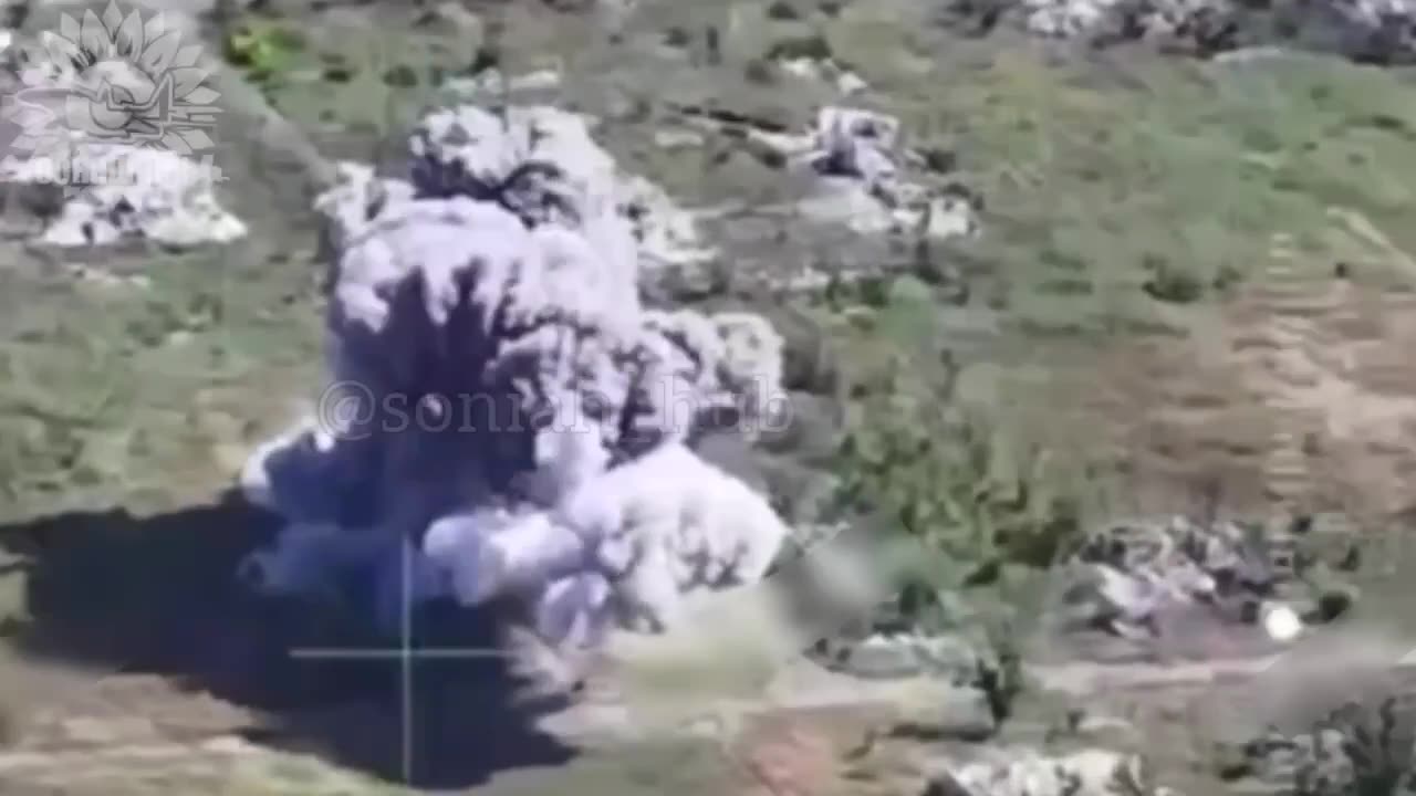 πΊπ¦βοΈπ£ Ukrainian MiG-29 destroyed the occupiersβ infantry with an AASM-250 HAMMER bomb,