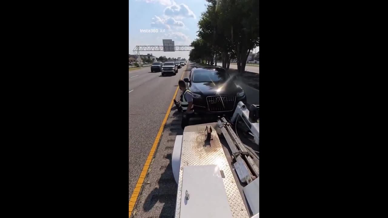 This dude avoids an absolute catastrophe