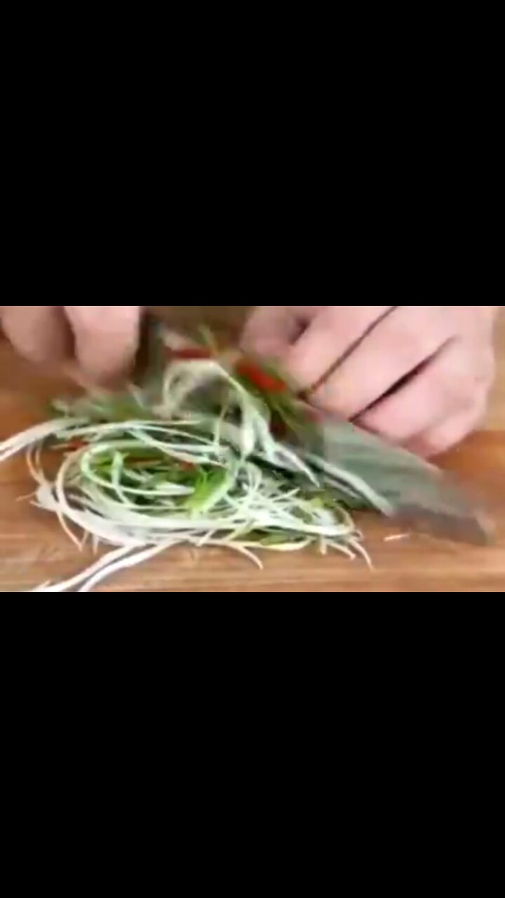 WHAT A SATISFYING CHOPPING VIDEO. AMAZING SKILLS! 😲
