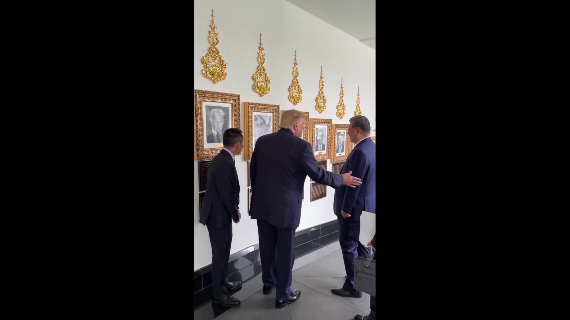 President Trump has Xi CRACKING UP in how he presented the Biden autopen