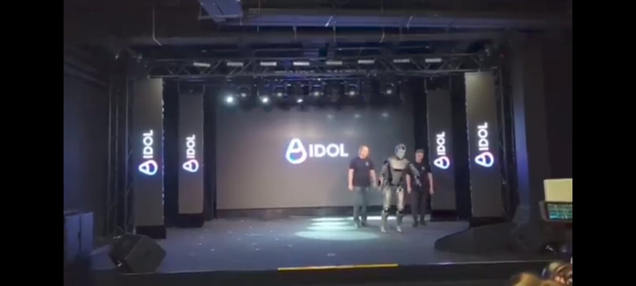 RUSSIAS FIRST AI POWERED ROBOT
