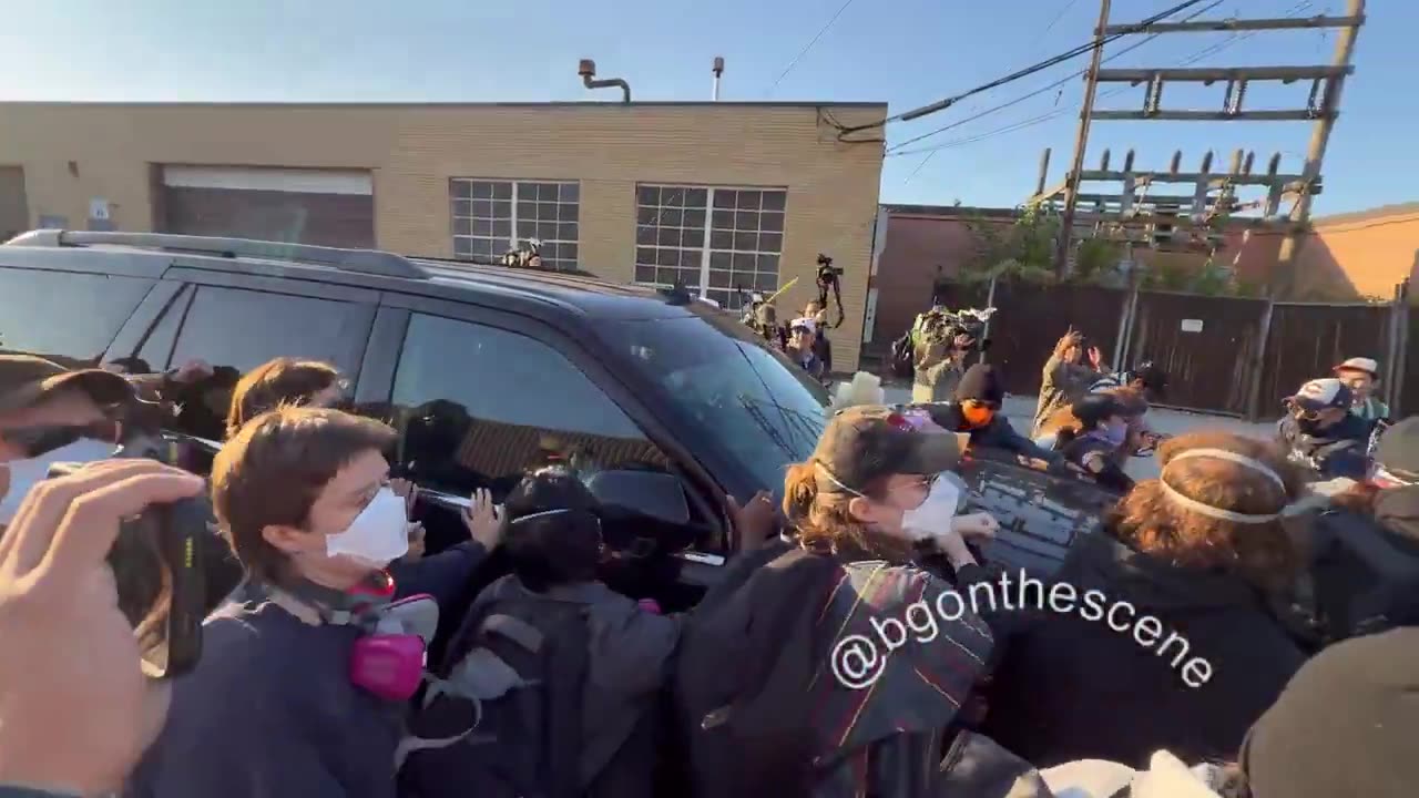 Democrats Continue to Attack ICE Officers