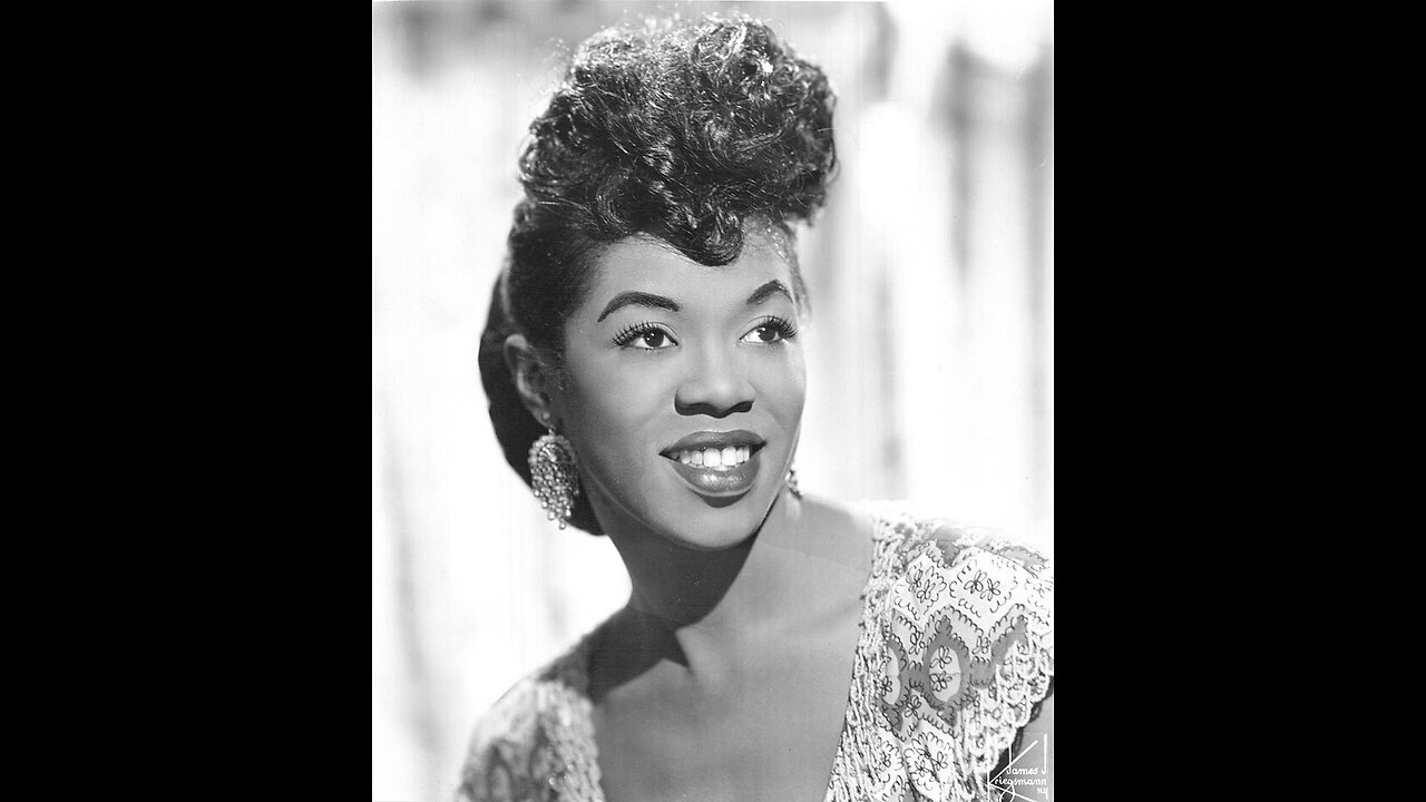 Sarah Vaughn Jazz Singer performs Misty