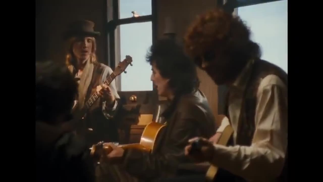 Traveling Wilburys - End of the Line