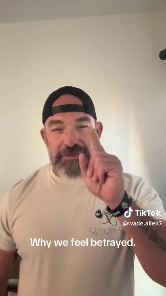 An Iraq/Afghanistan veteran blasted Ilhan Omar, saying he feels “betrayed” as he claims