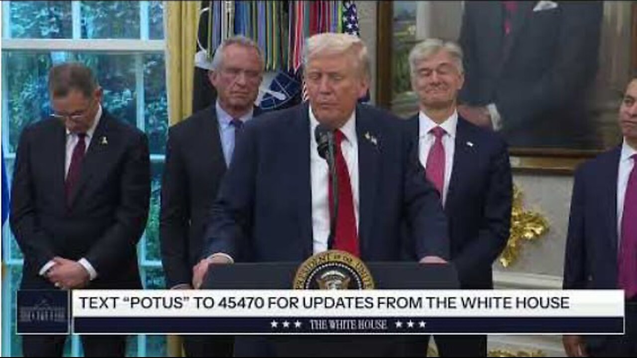 Trump announces deal with Pfizer to lower drug prices — including TrumpRx website