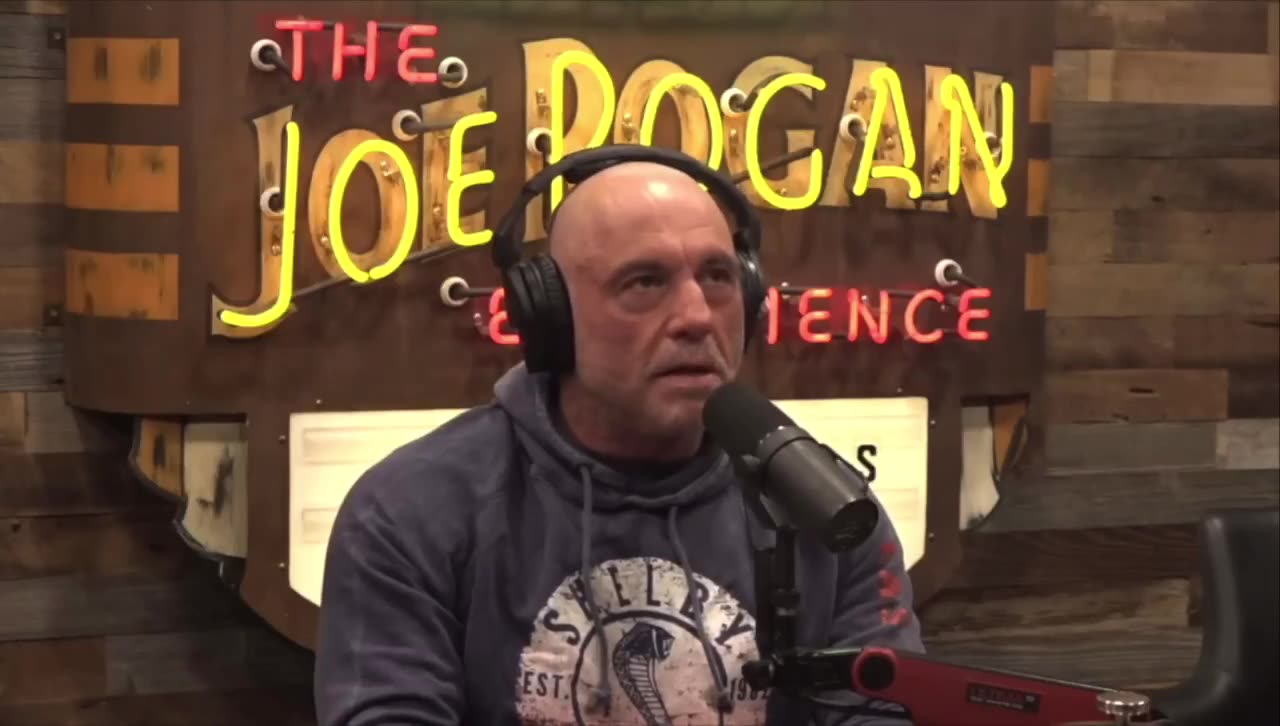 Joe Rogan responds to Ronda Rousey’s comments saying he’s not an expert, just a fan