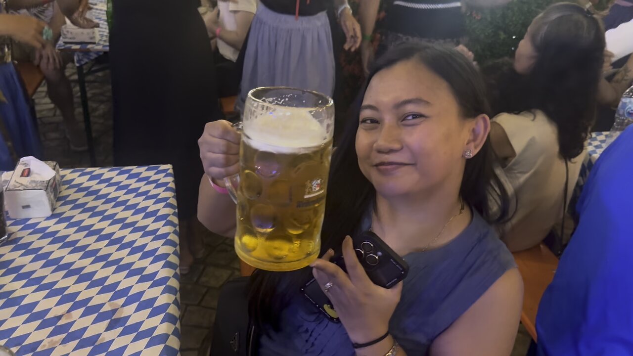 Oktoberfest in Pattaya ๐บ๐ฉ๐ช๐ด | German Vibes, Thai Smiles!