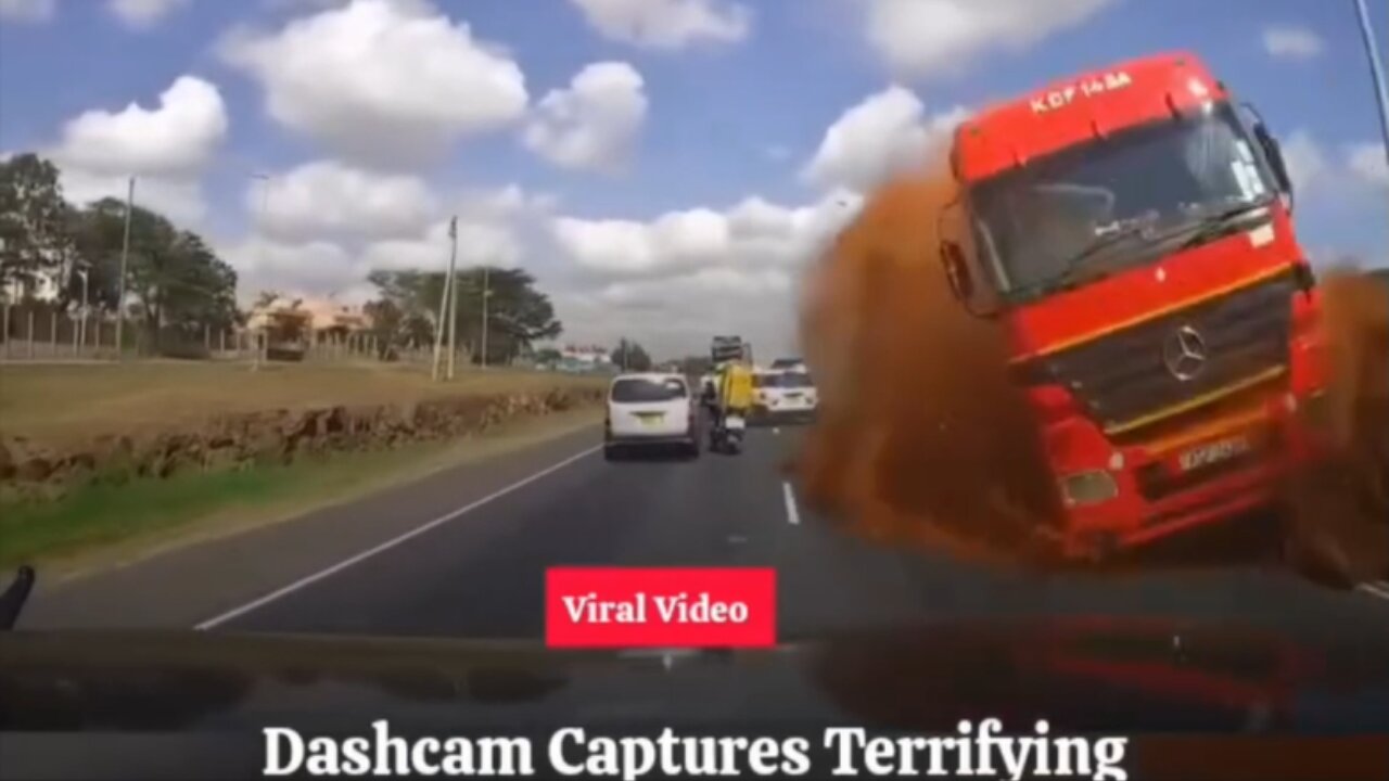 Trailer Loses Control and Smashes Into Oncoming Traffic (Caught On Camera)
