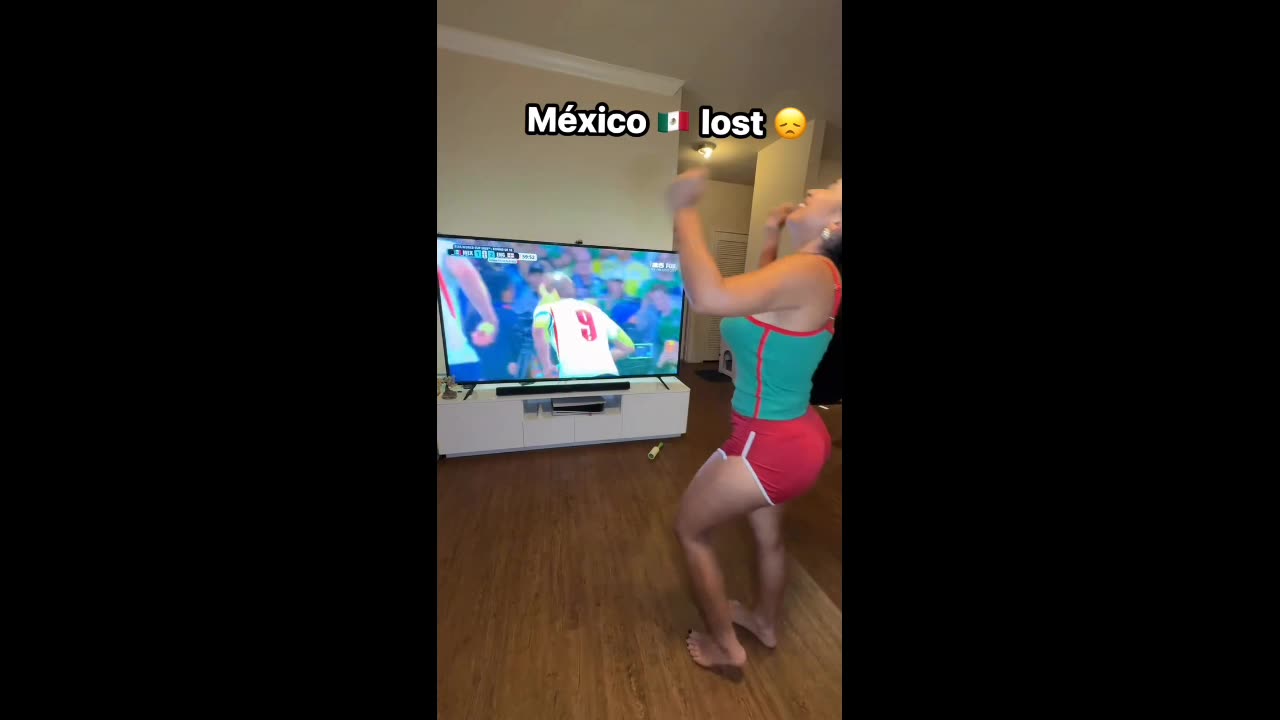 ⚽ Fans When Mexico Lost 🪭