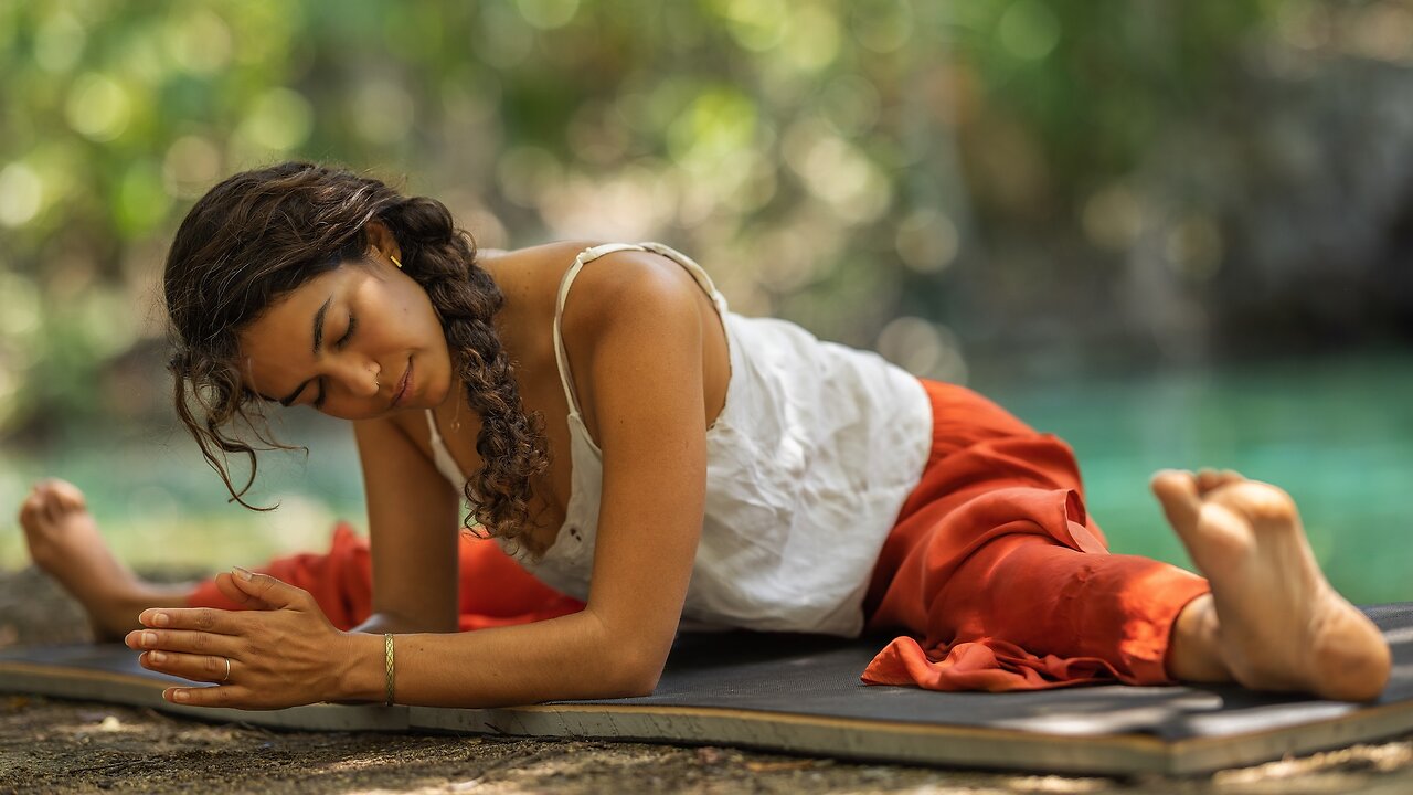 20 Min Yin Yoga for Tight Hips | Release Tension & Reset Your Nervous System 💕