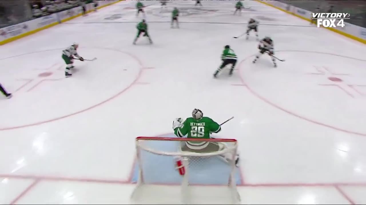 NHL OTTER WITH THE SNAG ๐ฆฆ