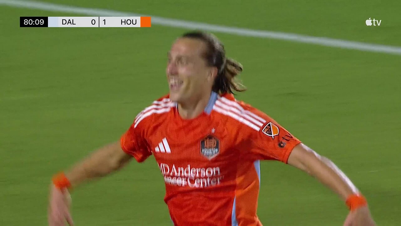 Major League Soccer - Catch Griffin Dorsey if you can ๐ Houston ahead 2-0 in the Texas Derby.