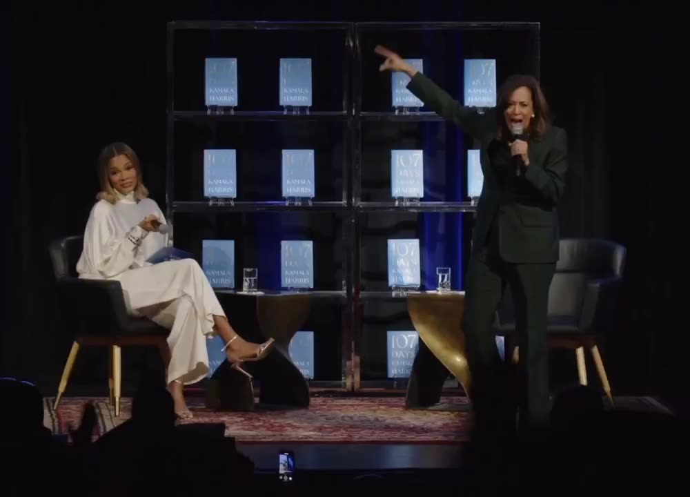 Kamala Harris SNAPS
