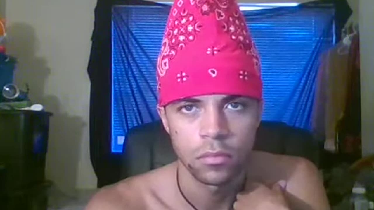2018 12 17 - Im LIVE on YouNow December 17, 2018 (Part 1) Joe Winko