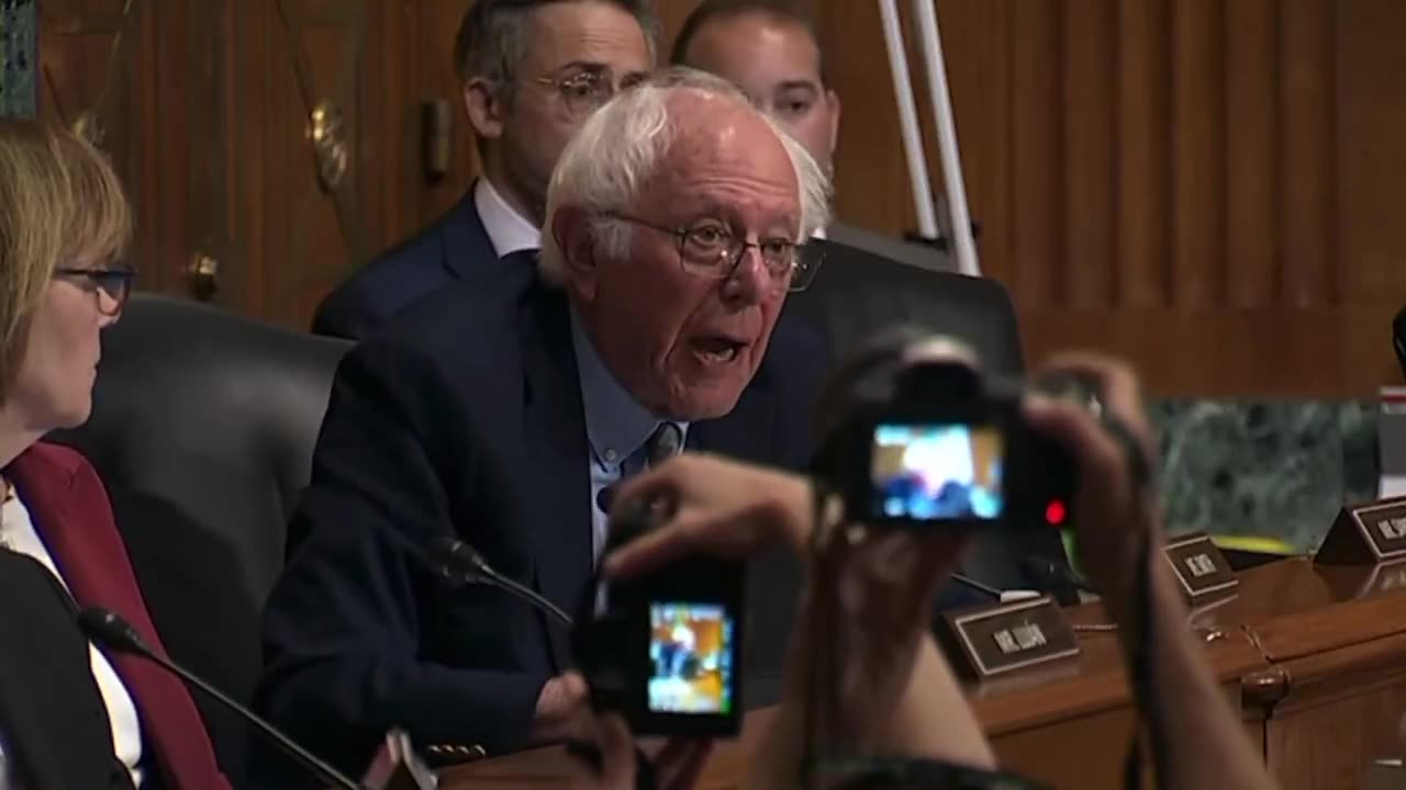 RFK Jr just BROKE Bernie Sanders