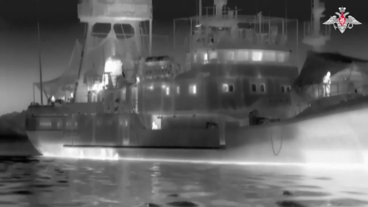 βΌοΈ Footage has emerged directly from the surface drone-kamikaze at the moment