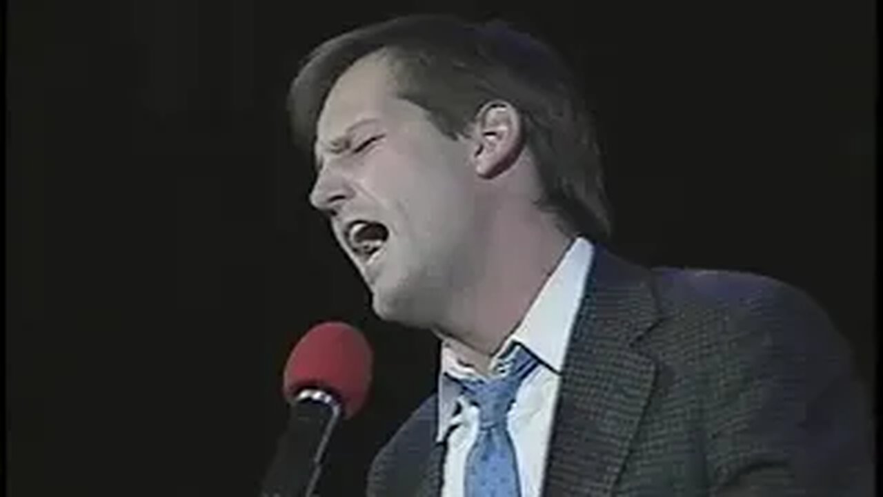 November 25, 1991 - Indianapolis TVs Ken Owen Performs Parallel Lines