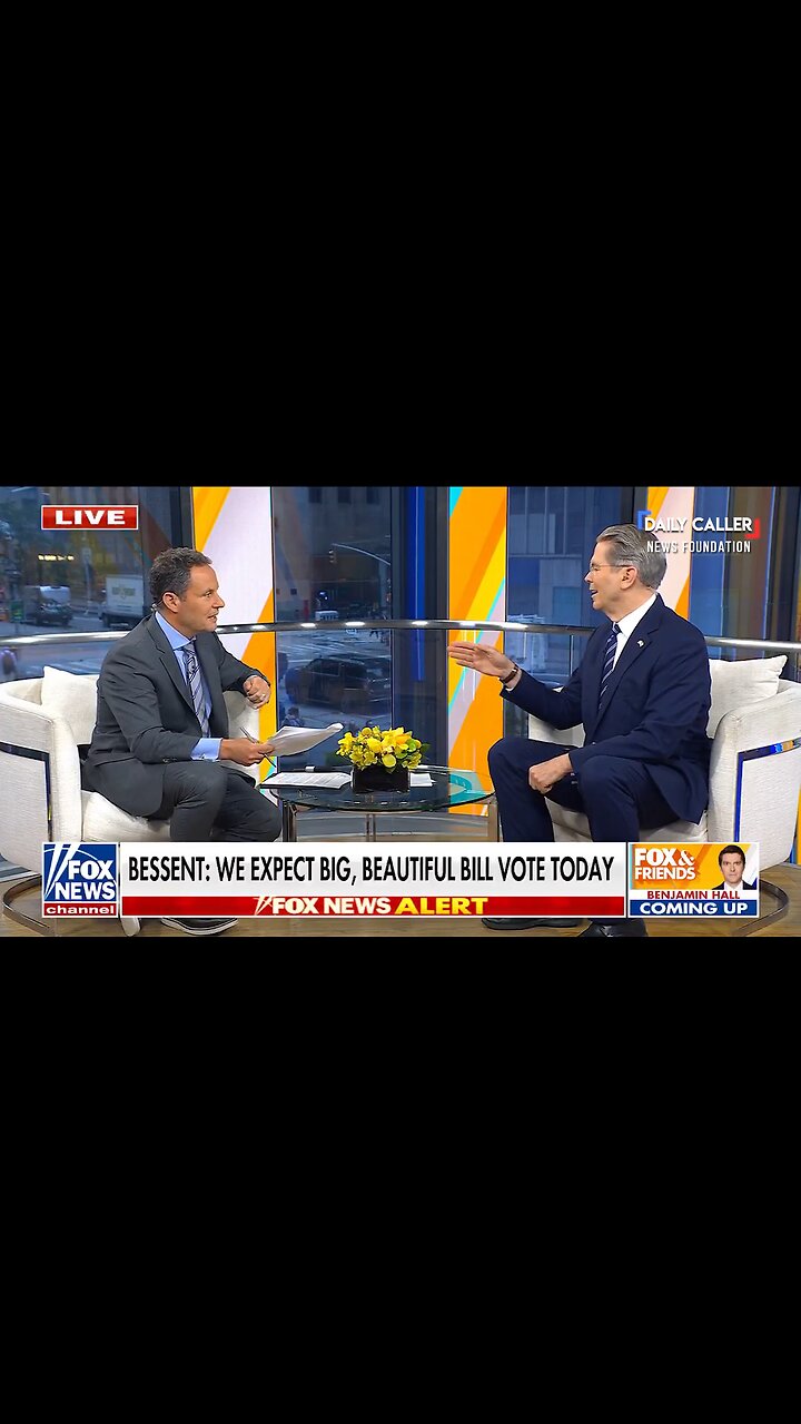 Bessent Responds to Elon Musk: I Admire Elons Leadership on Rockets — Ill Handle the Finances