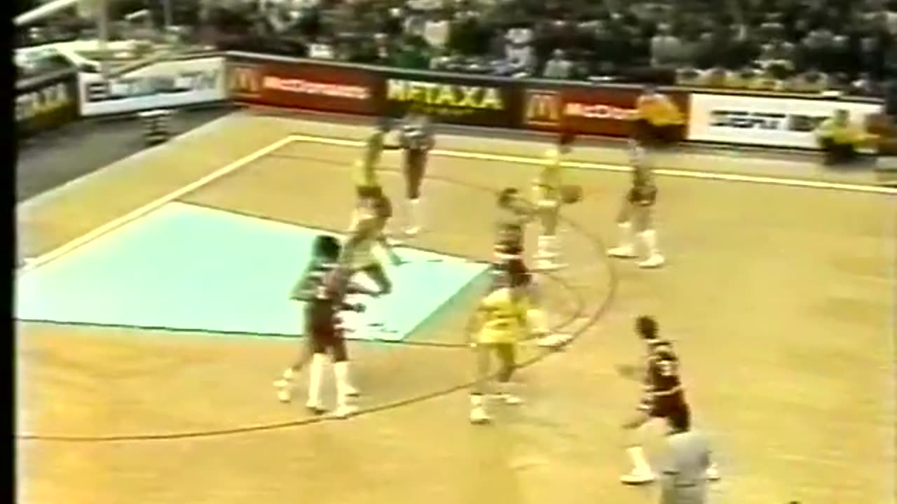 Tracer Milano VS Maccabi Tel Aviv FINAL COPA EUROPA87 (02 de Abril, 1987) en español